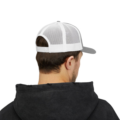 Stylish Snapback Trucker Cap for Outdoor Adventures, Unisex Cap for Casual Wear, Perfect Gift for Birthdays and Celebrations, Adjustable